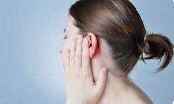 cara mengatasi bisul di telinga